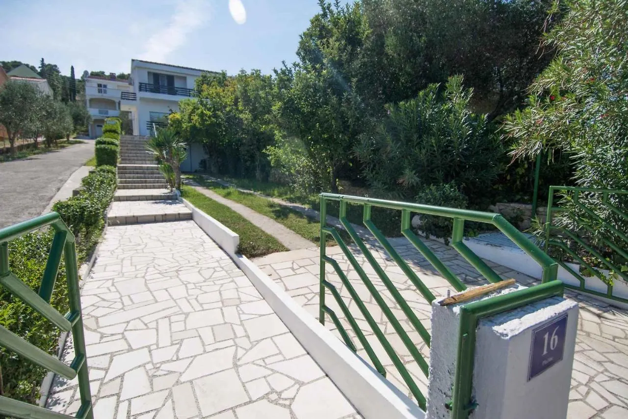 Holiday Home In Tkon/Insel Pasman 6922