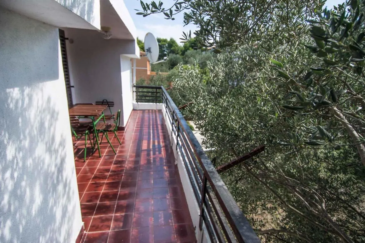 Holiday Home In Tkon/Insel Pasman 6922  Tkon